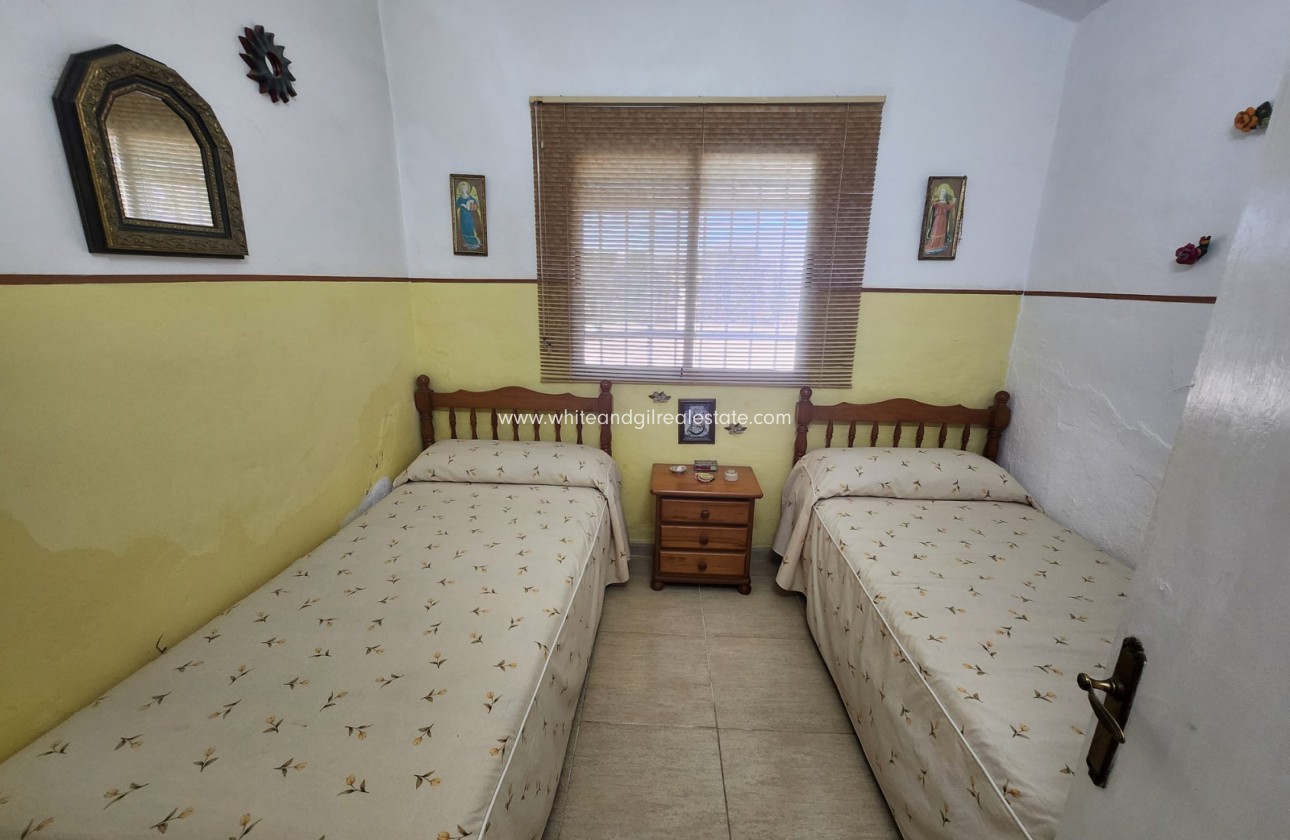 Revente - Villa  - Villena