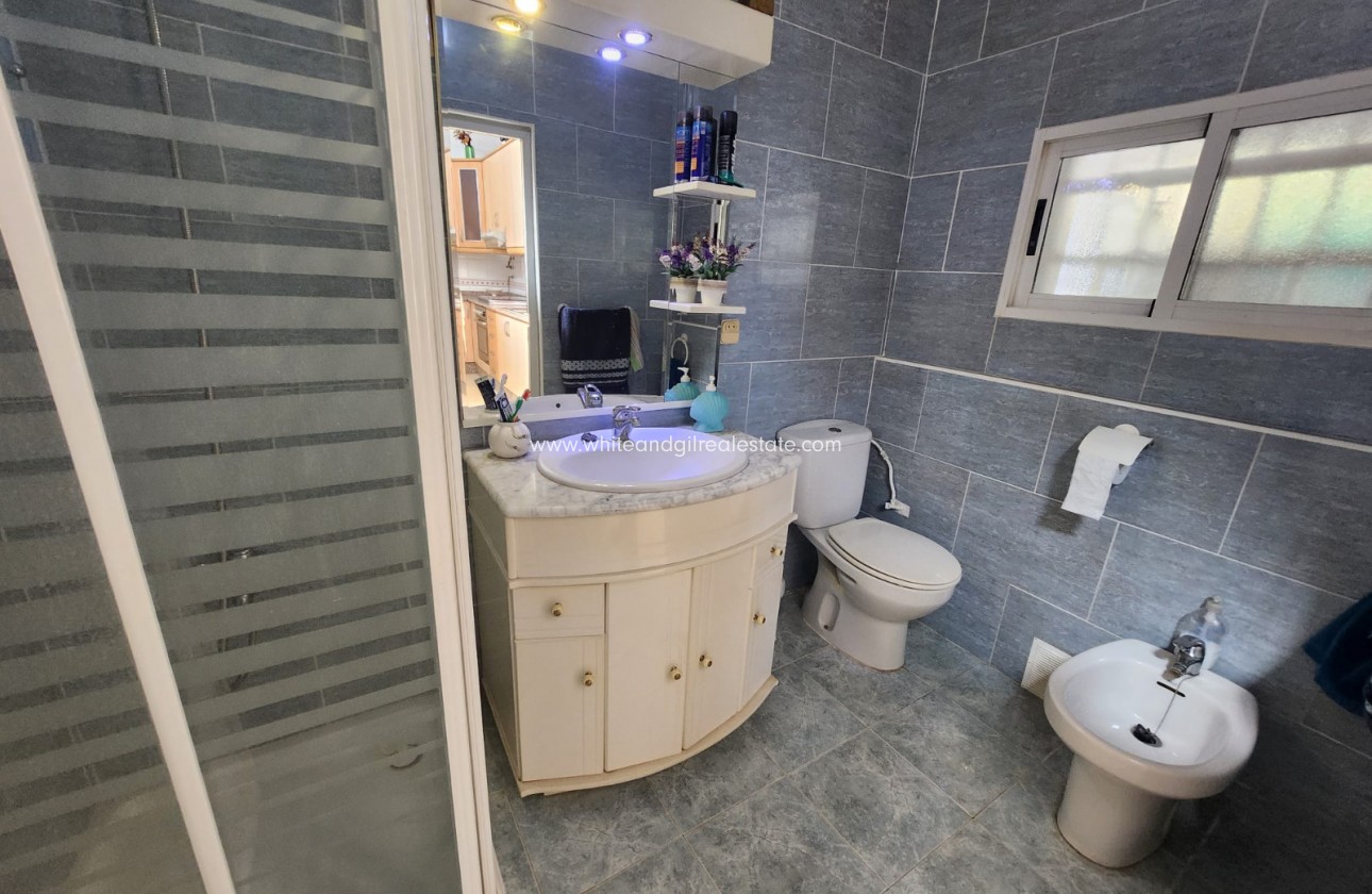 Revente - Villa  - Villena