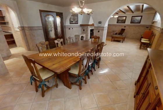 Sale - Villa  - Elda - Edge of town