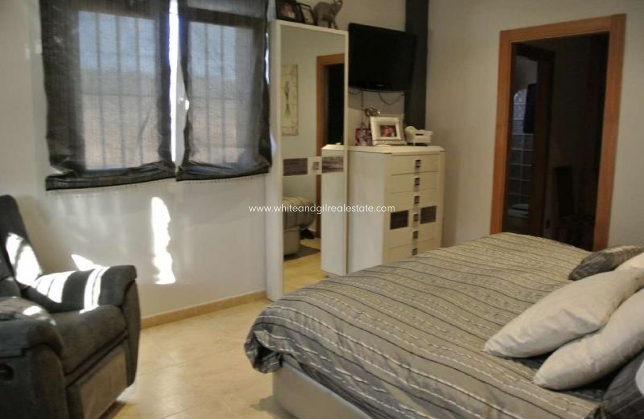 Sale - Country house  - Cañada de la Leña - Rural location