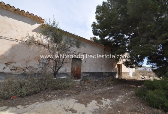 Sale - Country house  - Monóvar/Monóver - Rural location