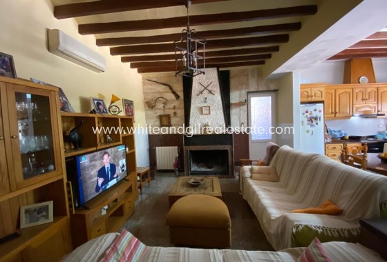 Sale - Country house  - Monóvar/Monóver - Rural location